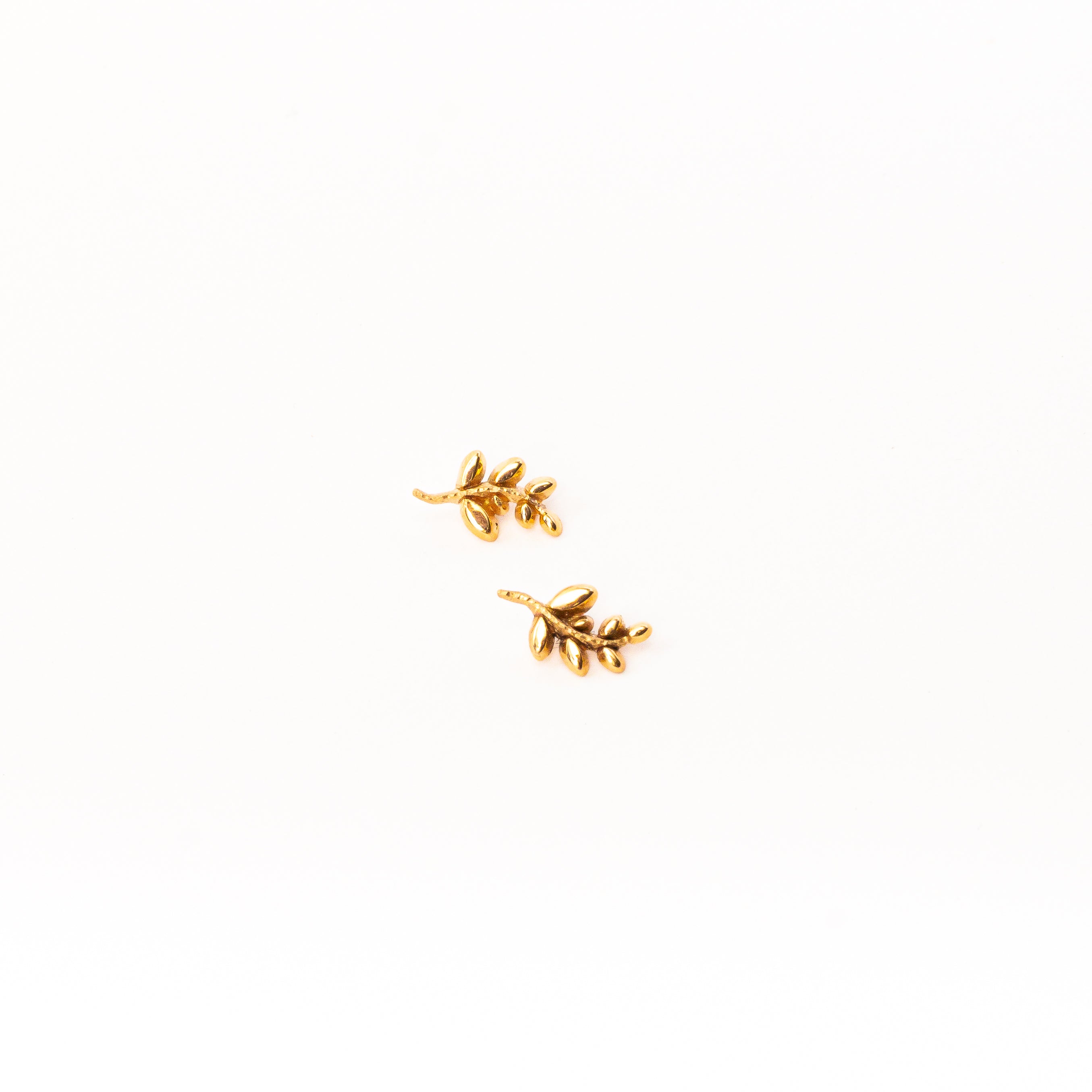 Leaf small gold 14k