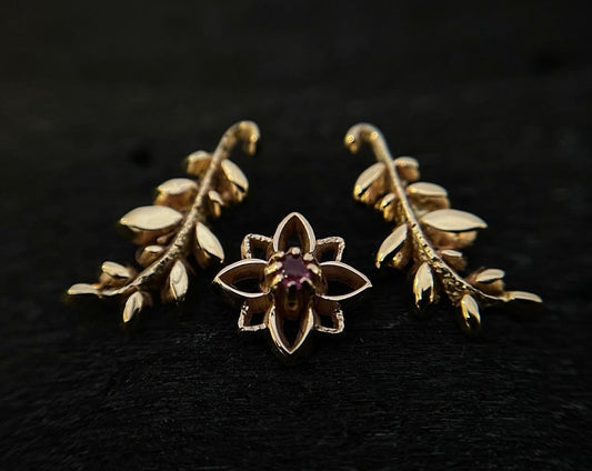 Leaf small gold 14k